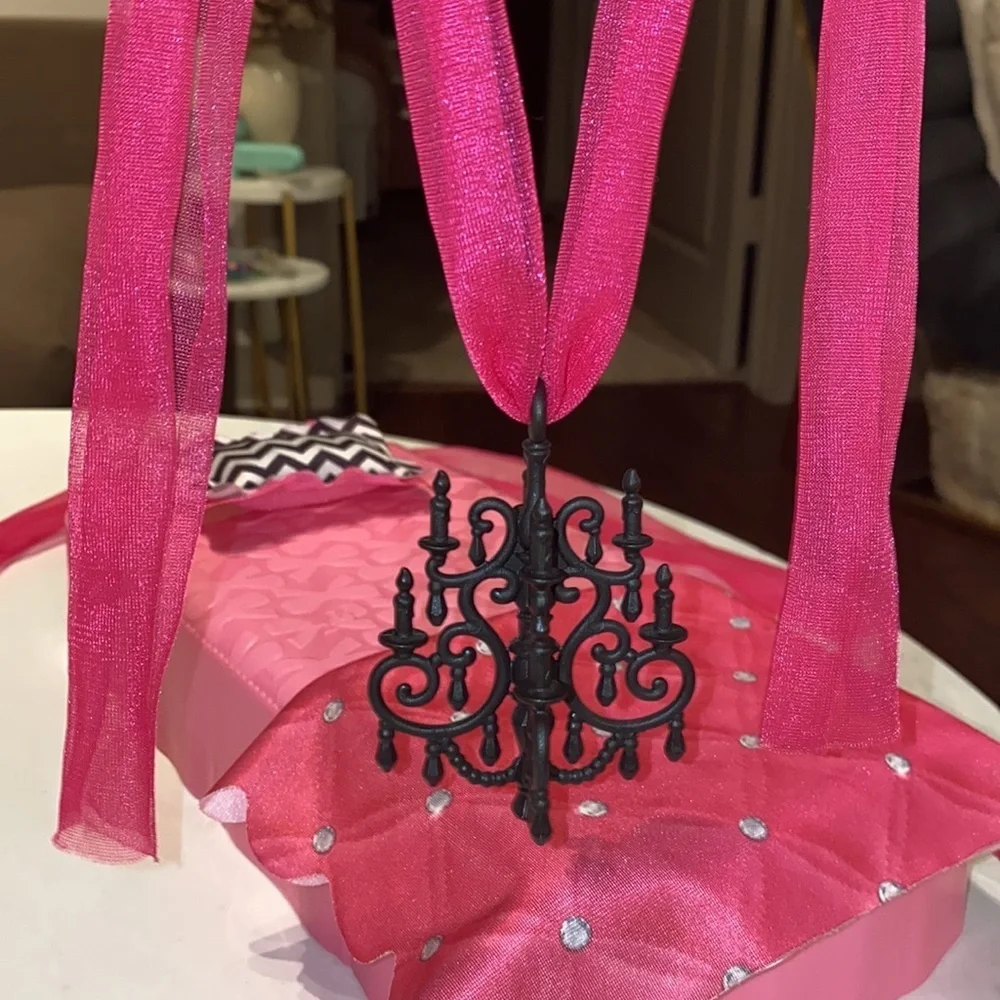 Barbie bed pink silver blanket black white pillow black chandelier pink drapes - Picture 5 of 14